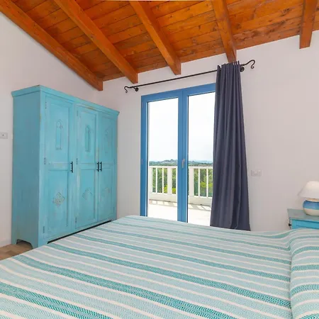 Alcumissu Villa *