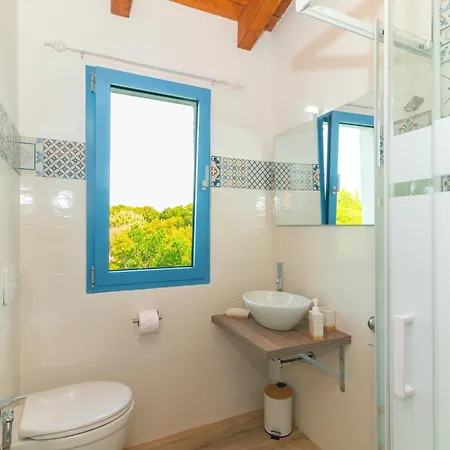 וילה Alcumissu Calangianus