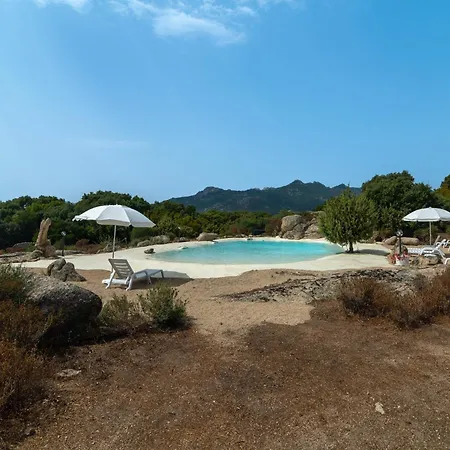 Villa Alcumissu Calangianus